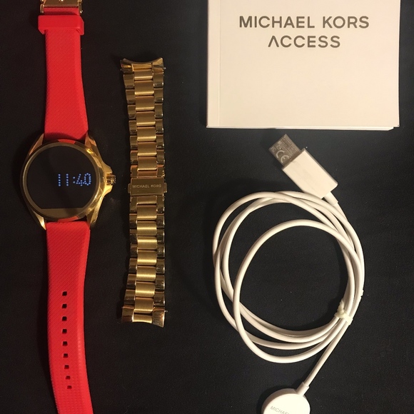 Michael Kors Access main image 5
